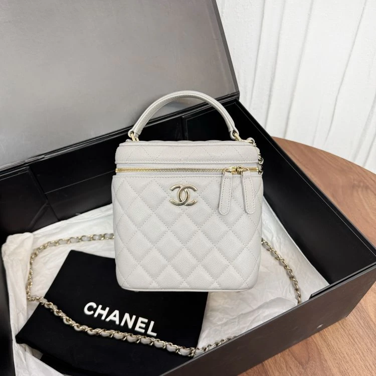 95新/香奈儿/单肩包/C6849314702/[260104SSS]