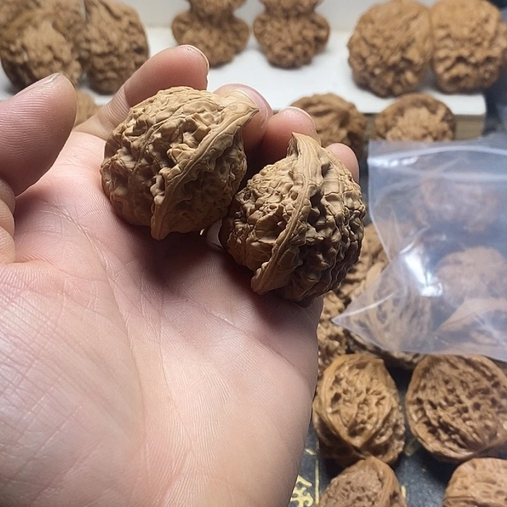 桃核吊坠官帽蛇头