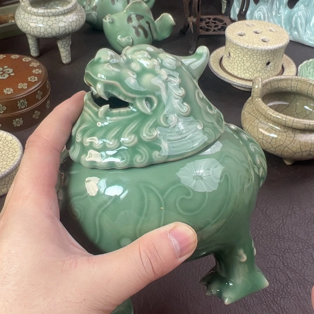 青瓷茶器青瓷茶器微瑕