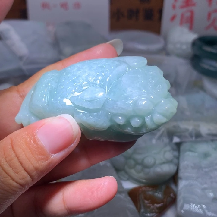 翡翠未镶嵌颈饰保真天然A货翡翠