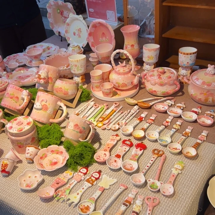 35。         陶瓷