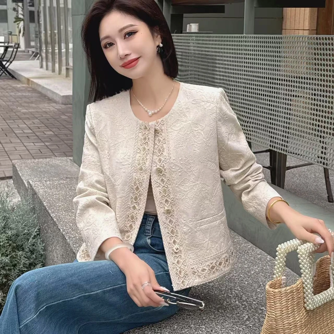 25812/150 春季新款气质百搭韩版刺绣扣外套上衣