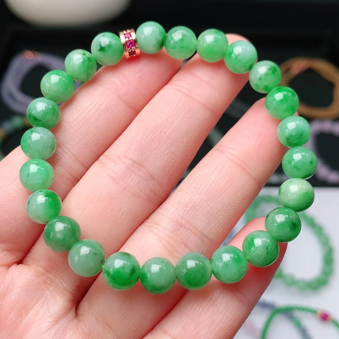 翡翠手链未镶嵌翡翠