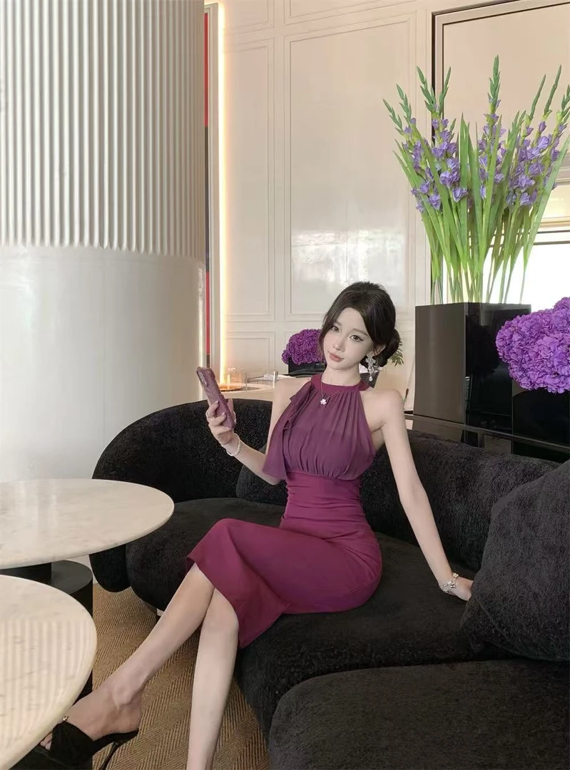 纯欲风紫色挂脖连衣裙夏新款高级感气质收腰显瘦包臀开叉长裙