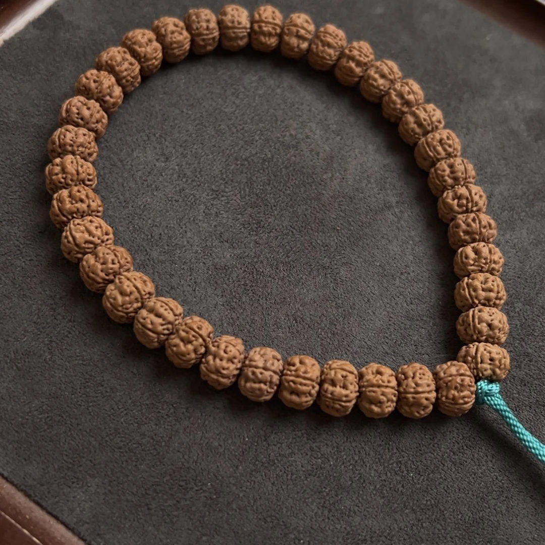 东***城吊坠金刚菩提老树王