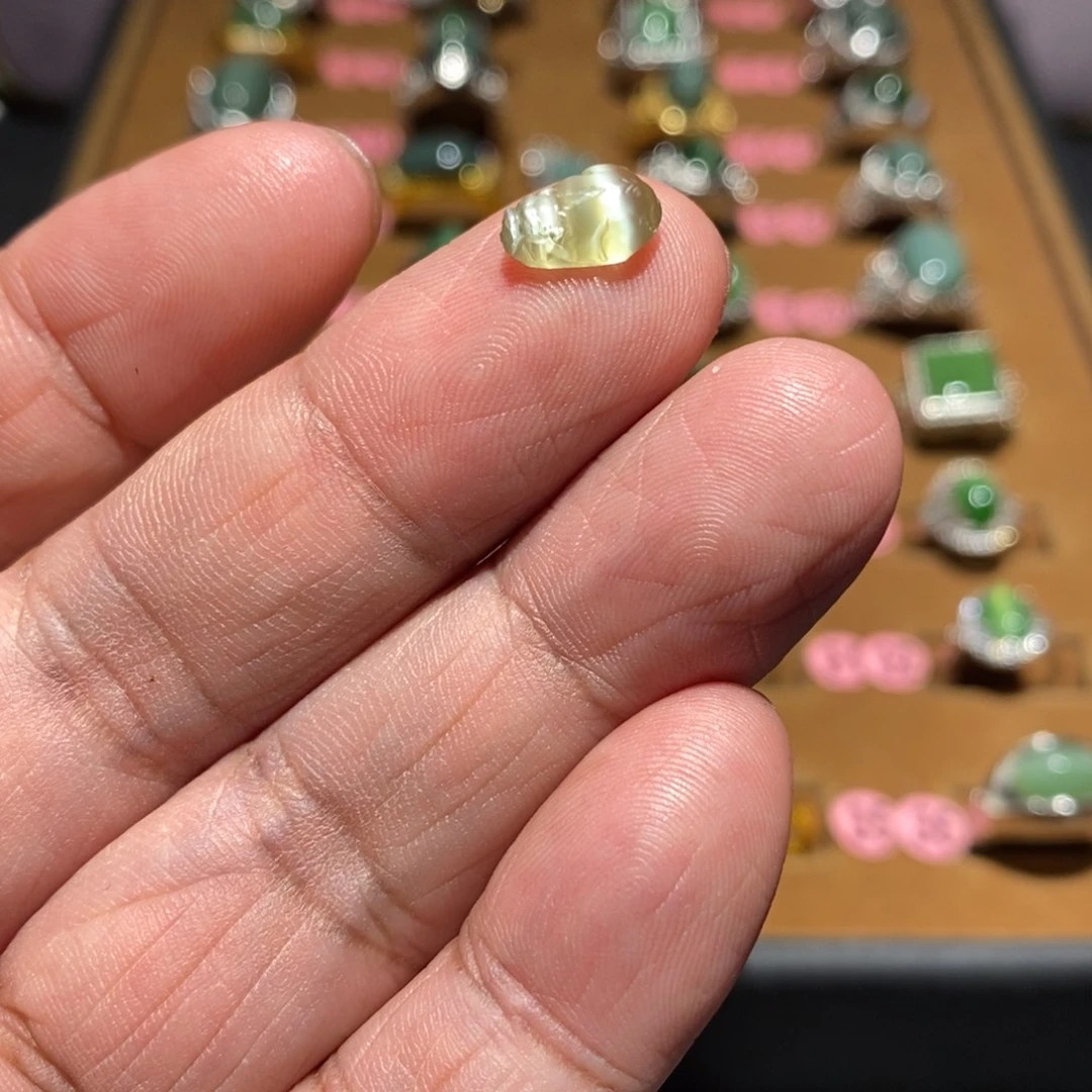 和田玉未镶嵌珠宝半成品