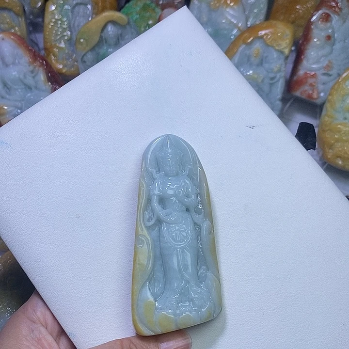 翡翠挂件未镶嵌观音