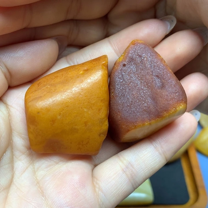 定制琥珀未镶嵌樱***?蜜蜡工坊原石定制