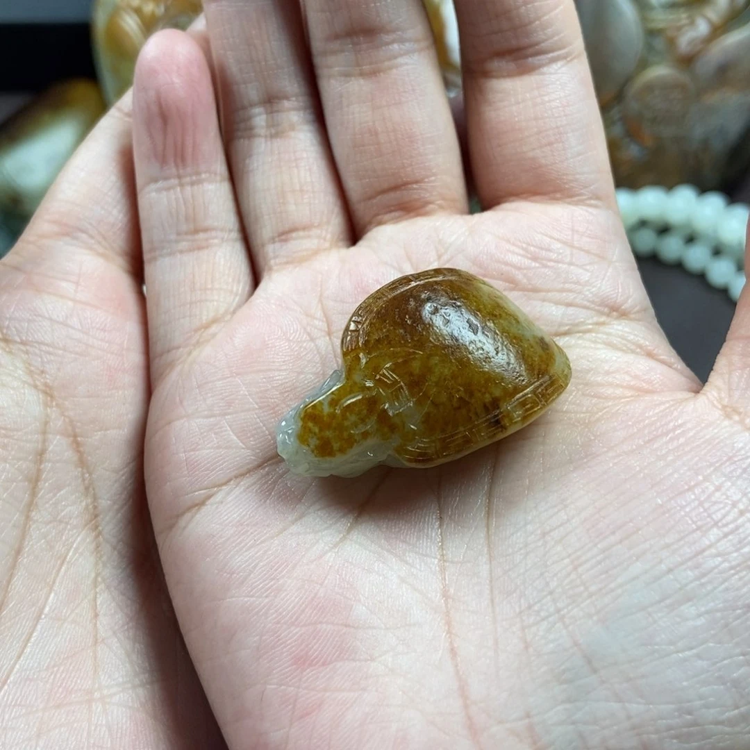 和田玉挂件未镶嵌肉***麻