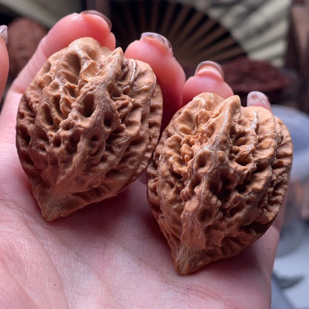 文玩核桃把件楸刀鱼132