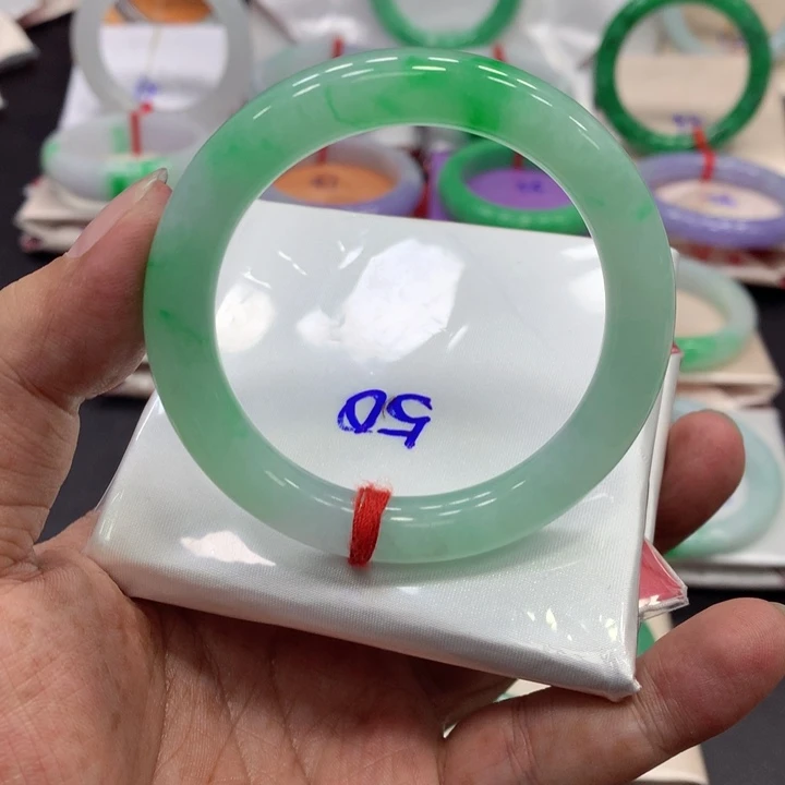 未镶嵌手镯翡翠翡翠