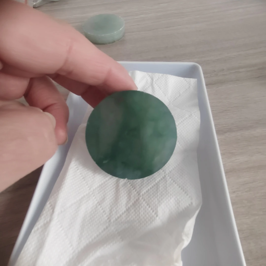 缅甸天然翡翠A货镯心