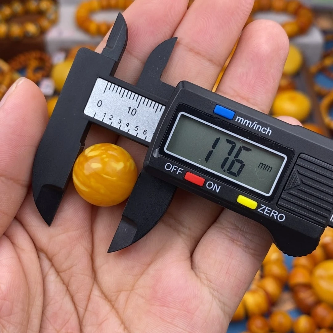 未镶嵌琥珀珠宝奇石