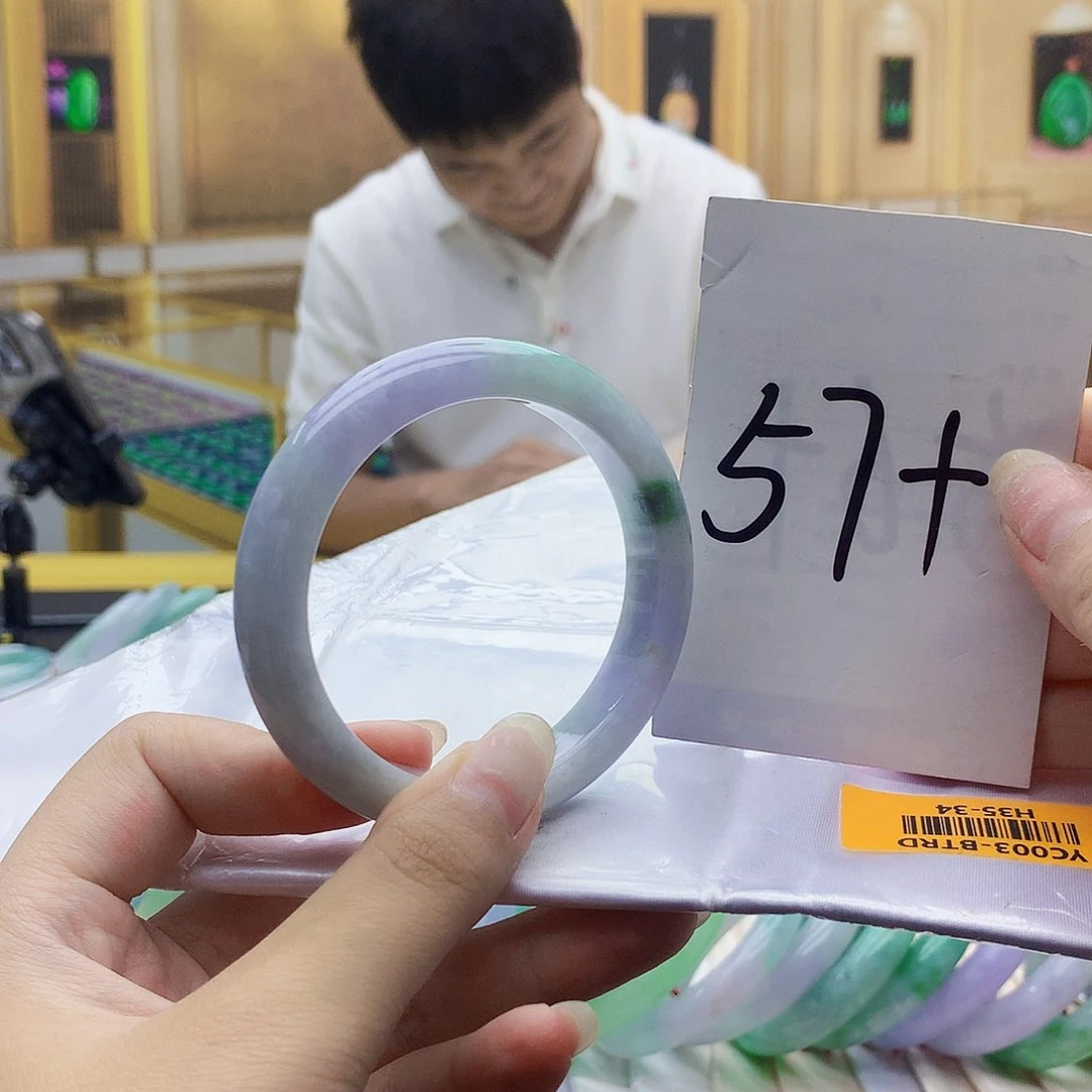 翡翠手镯未镶嵌00999……