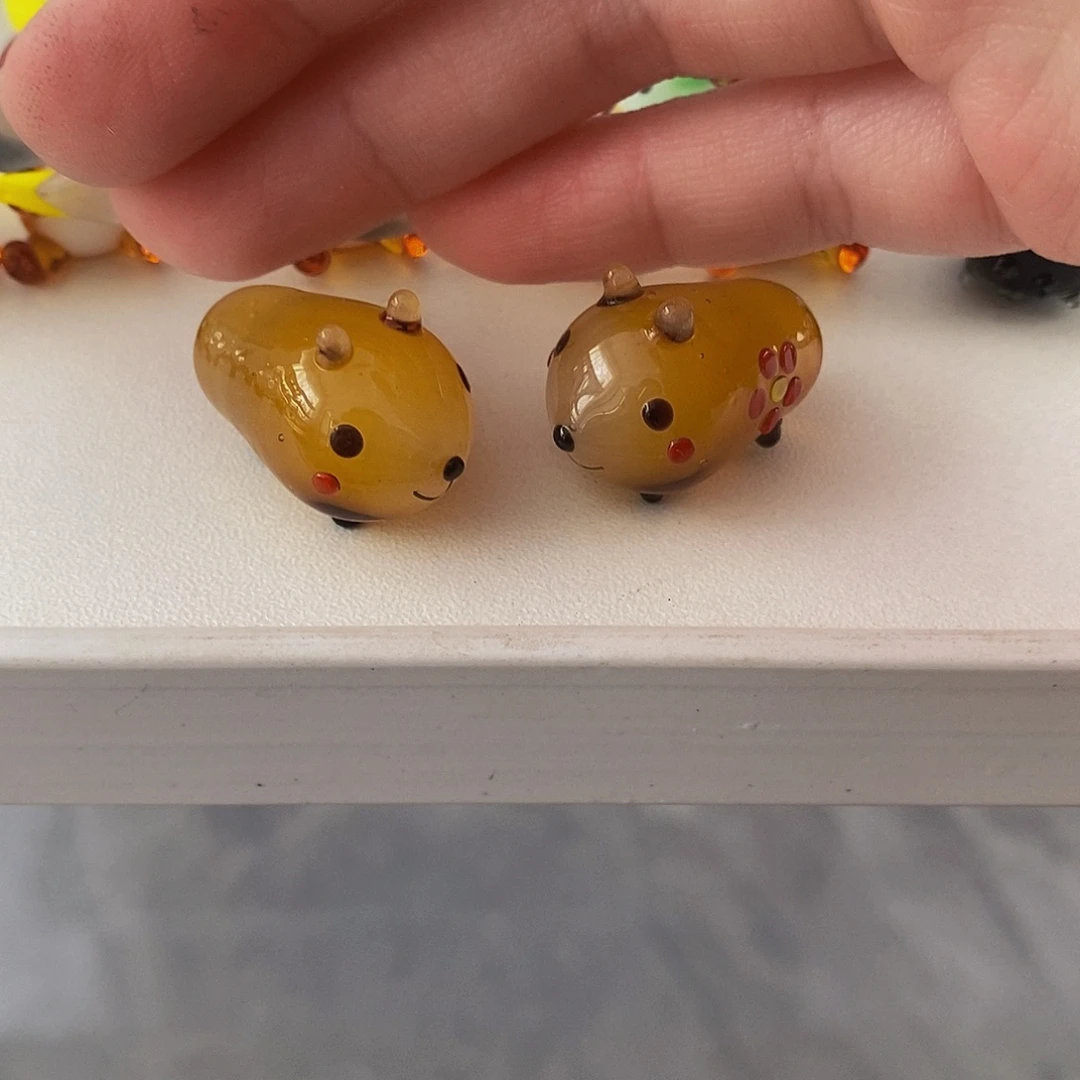 琉璃手工艺品卡皮巴拉2个