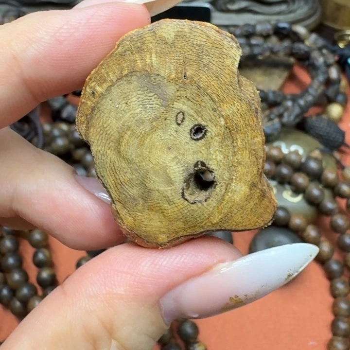 大叶紫檀（黑酸枝木类）