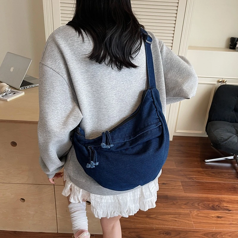 牛仔布包包女式2025新款夏季流行时尚百搭单肩包大容量斜挎饺子包