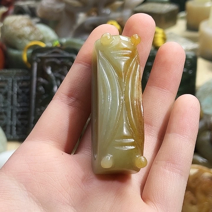 和田玉未镶嵌挂件