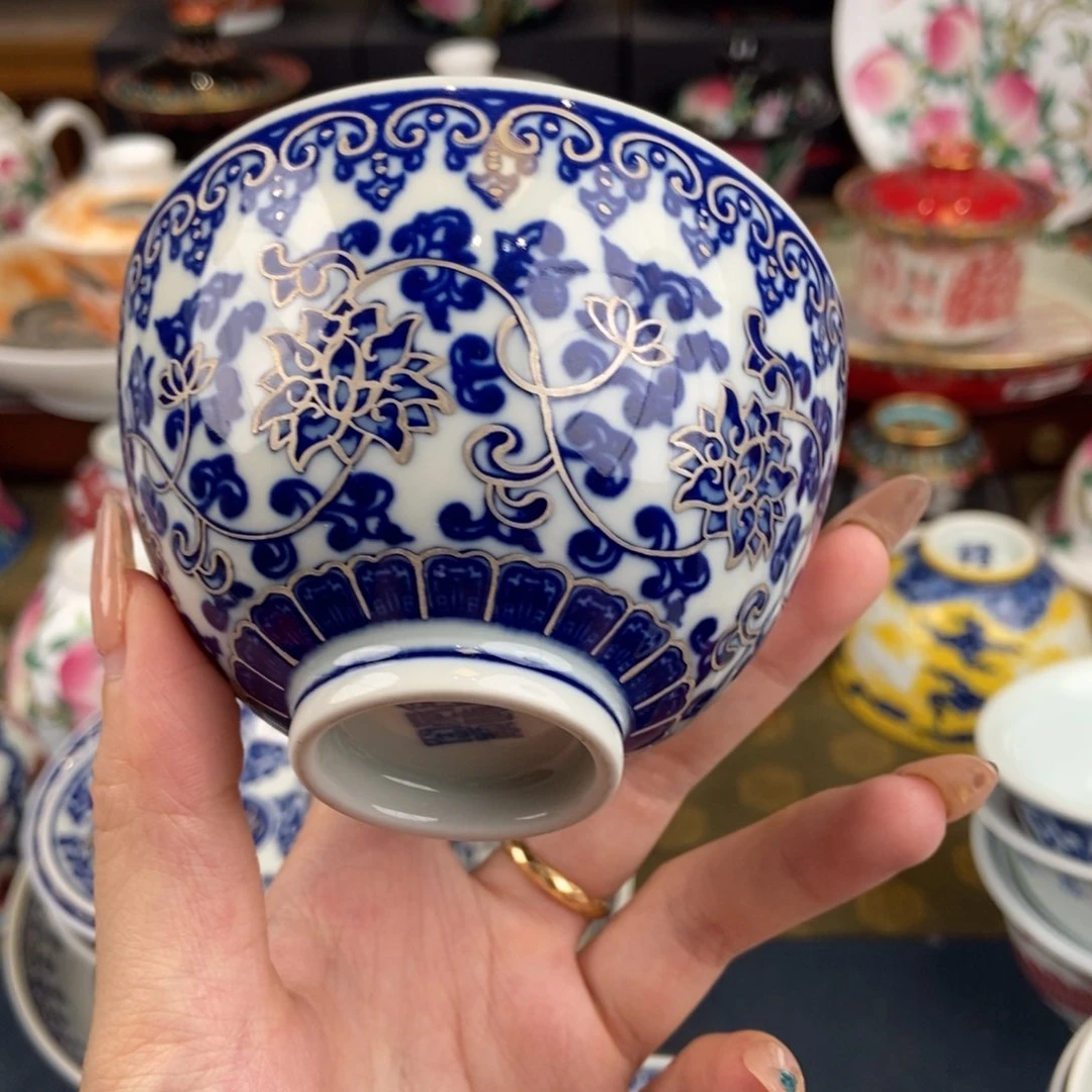 陶瓷艺术家的作品是一种非常感谢