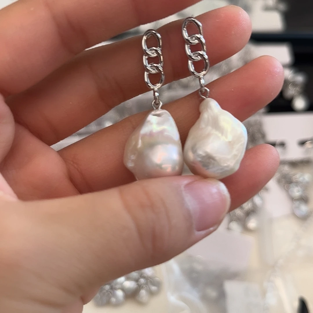 合金淡水珍珠耳饰