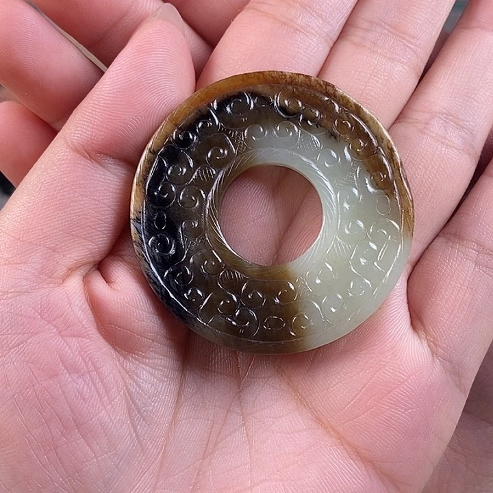 打***安和田玉未镶嵌挂件