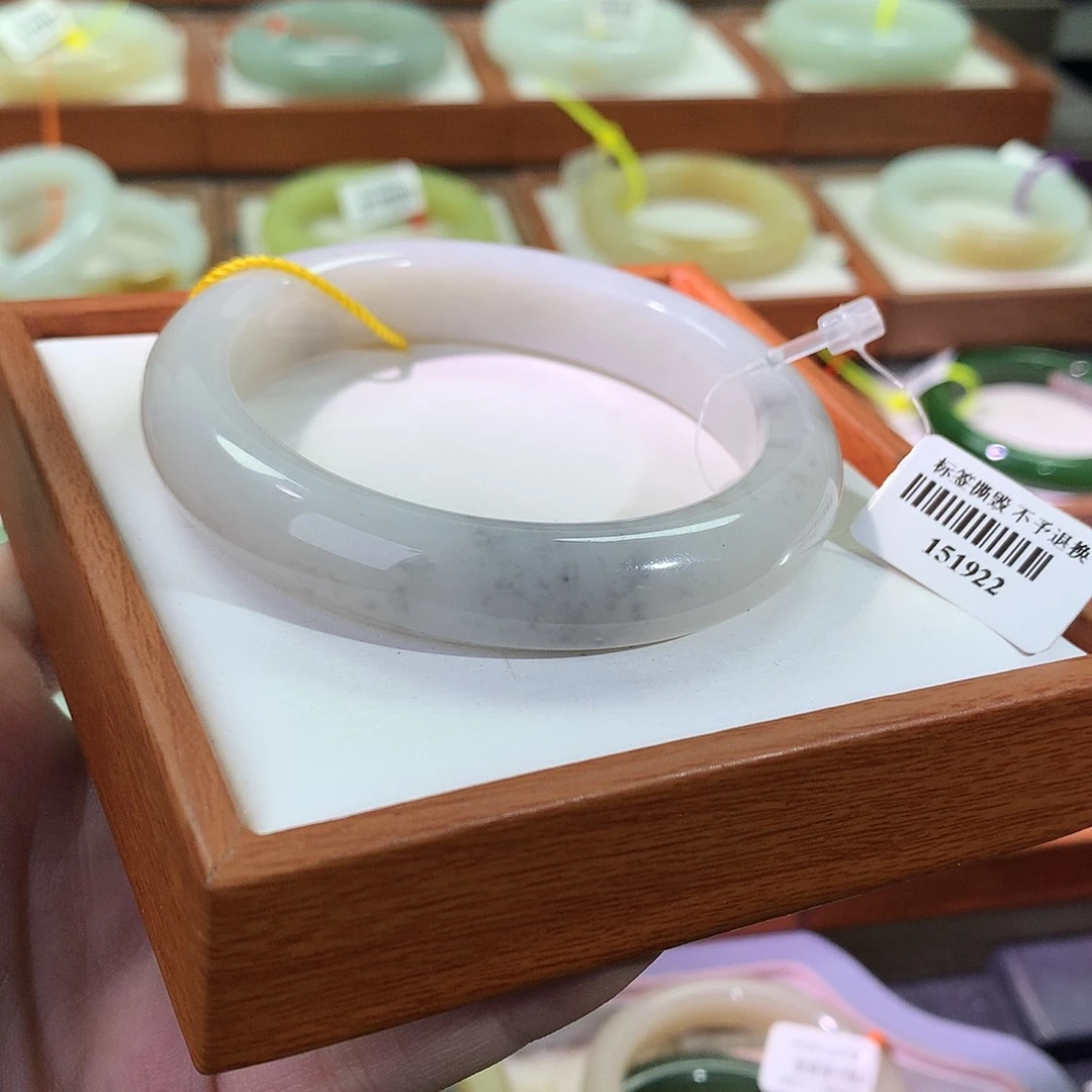 和田玉未镶嵌手镯57.7 微