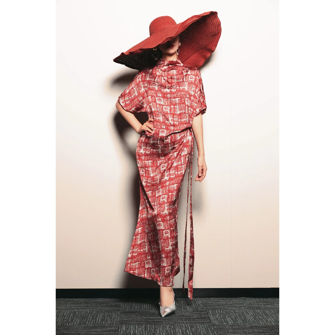 芈莱尤优-新款【米兰午后】堆领连衣裙L23-5101-4