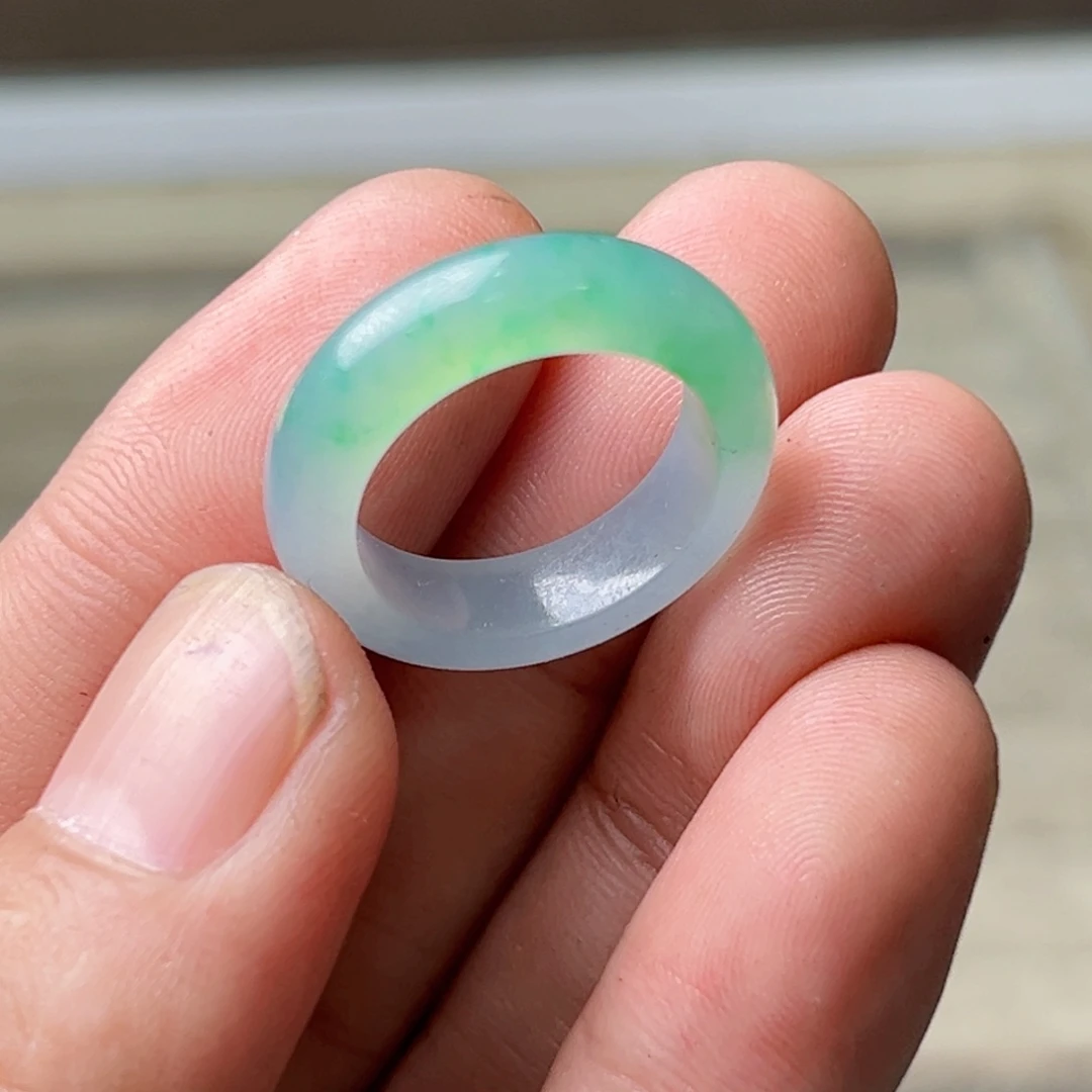 定制翡翠未镶嵌圈口17号