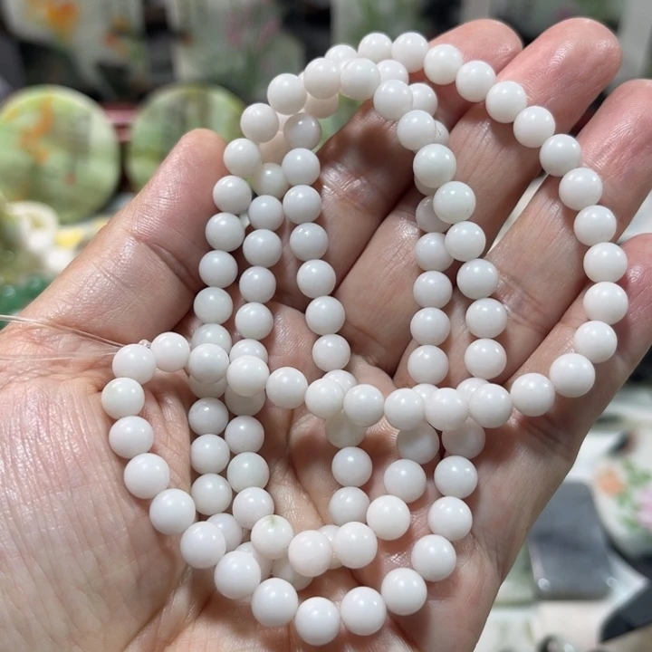 独山玉未镶嵌颈饰