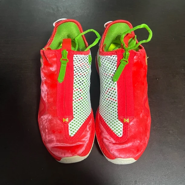 pg4红绿 42.5码无配盒 成色新