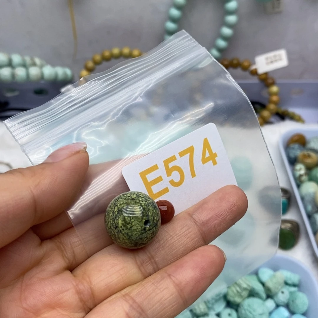 未镶嵌南红玛瑙珠宝奇石