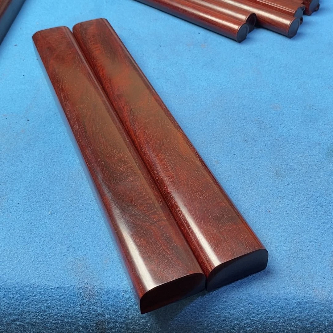 紫檀木类成套家具