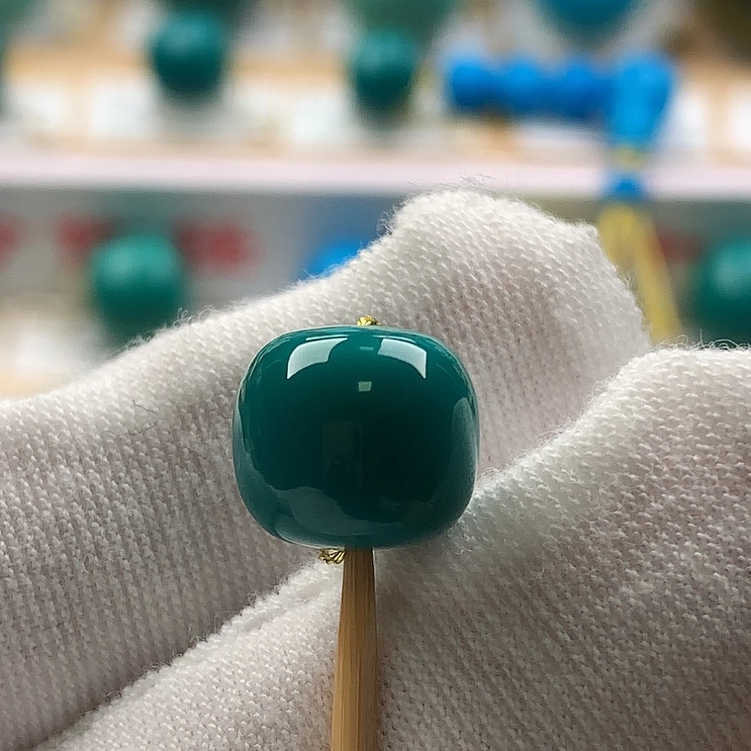 绿松石未镶嵌配饰10.3