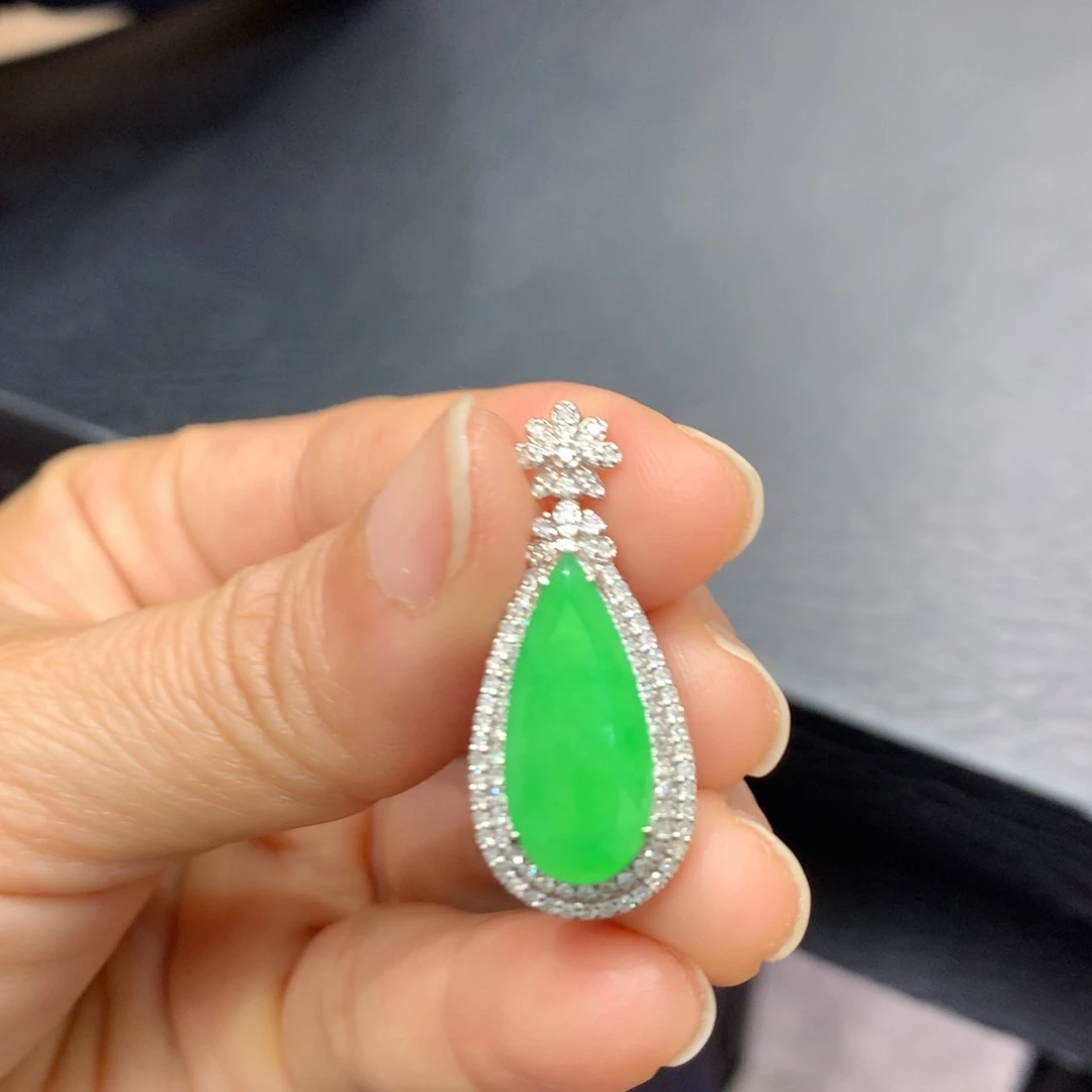 翡翠18K金镶嵌吊坠(不含链)