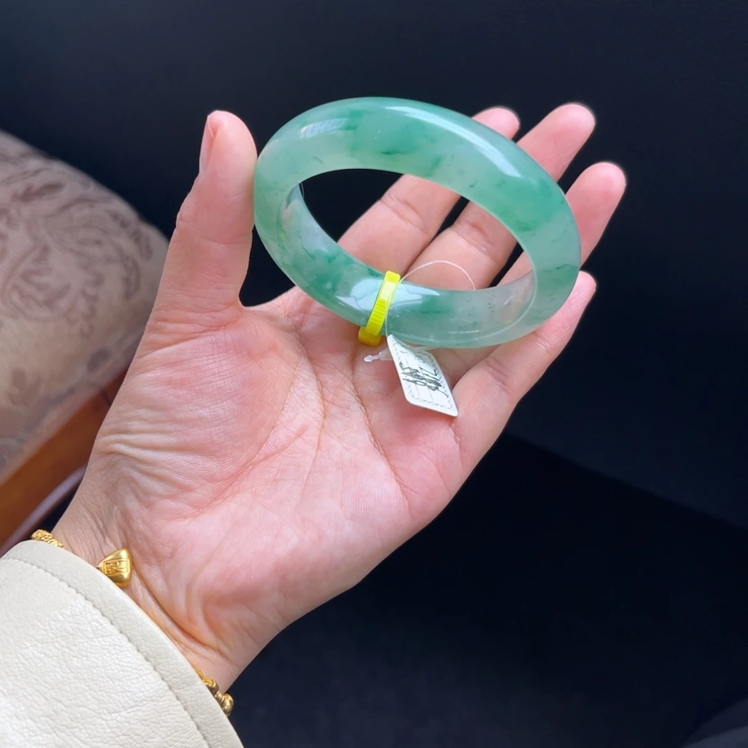 石英质玉未镶嵌手镯非洲翠5960