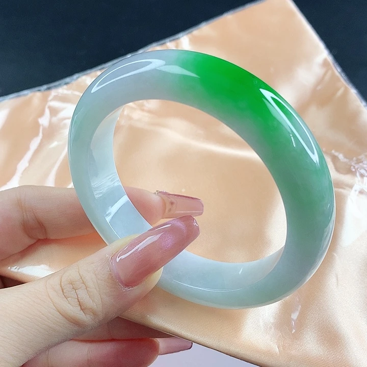 未镶嵌手镯翡翠翡翠899