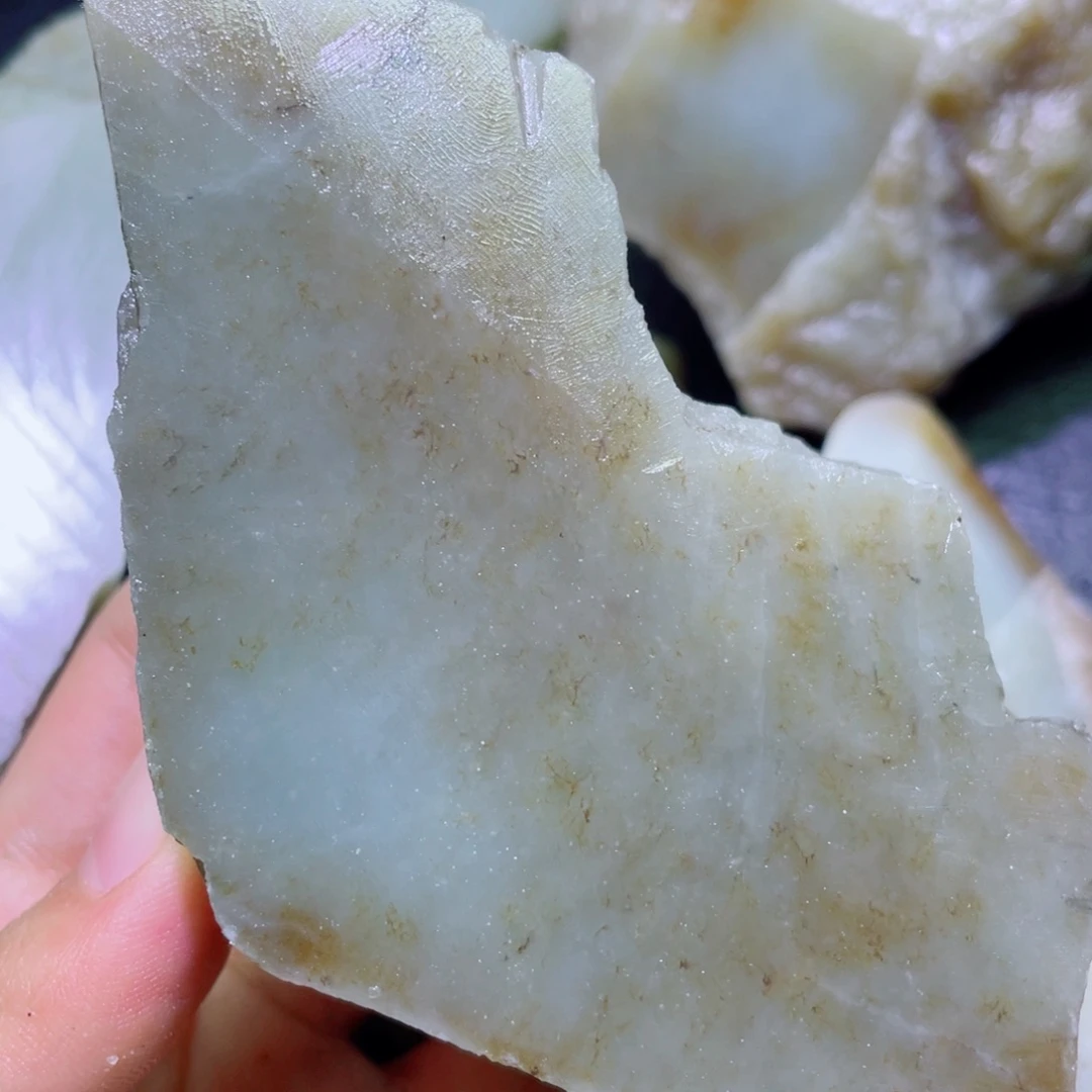 和田玉未镶嵌珠宝半成品