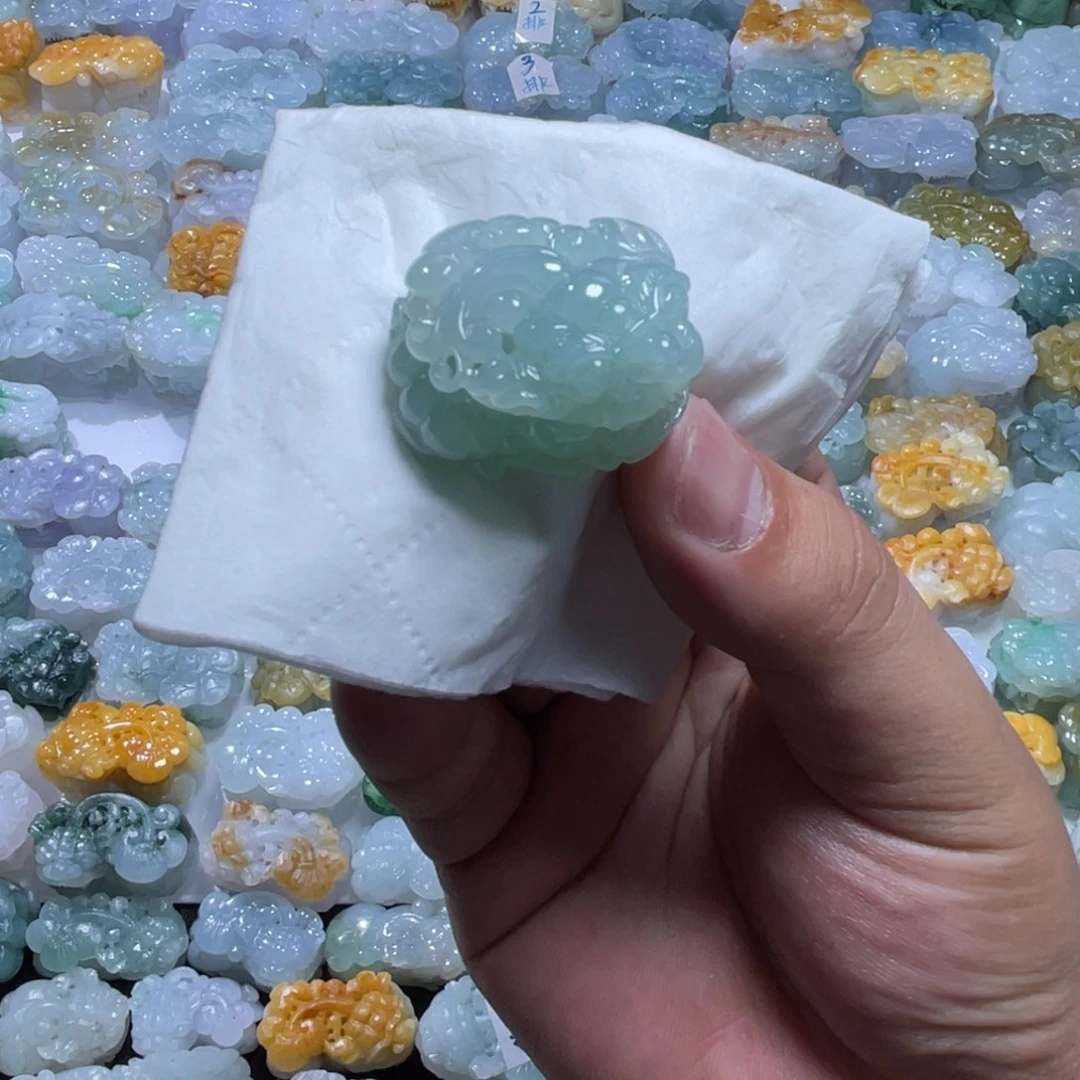 翡翠未镶嵌颈饰天然