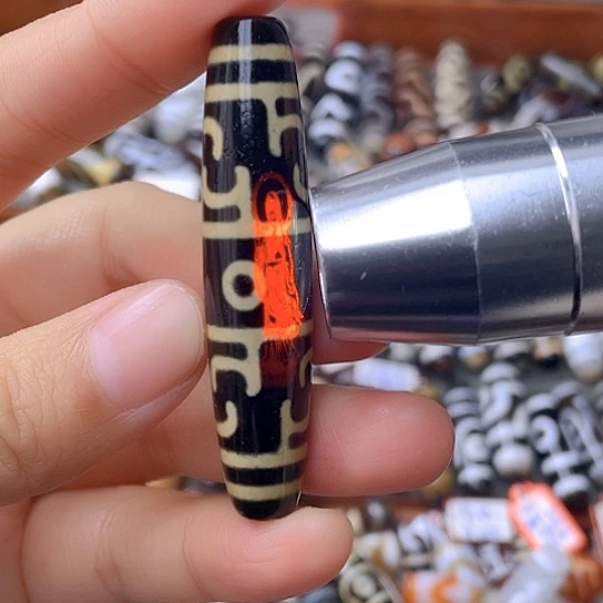 未镶嵌颈饰玛瑙/玉髓