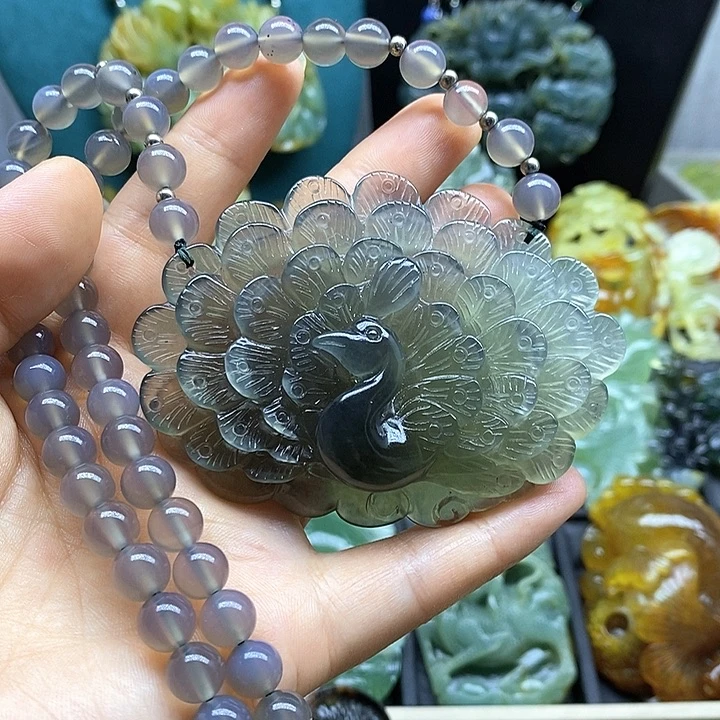 未镶嵌蛇纹石玉挂件