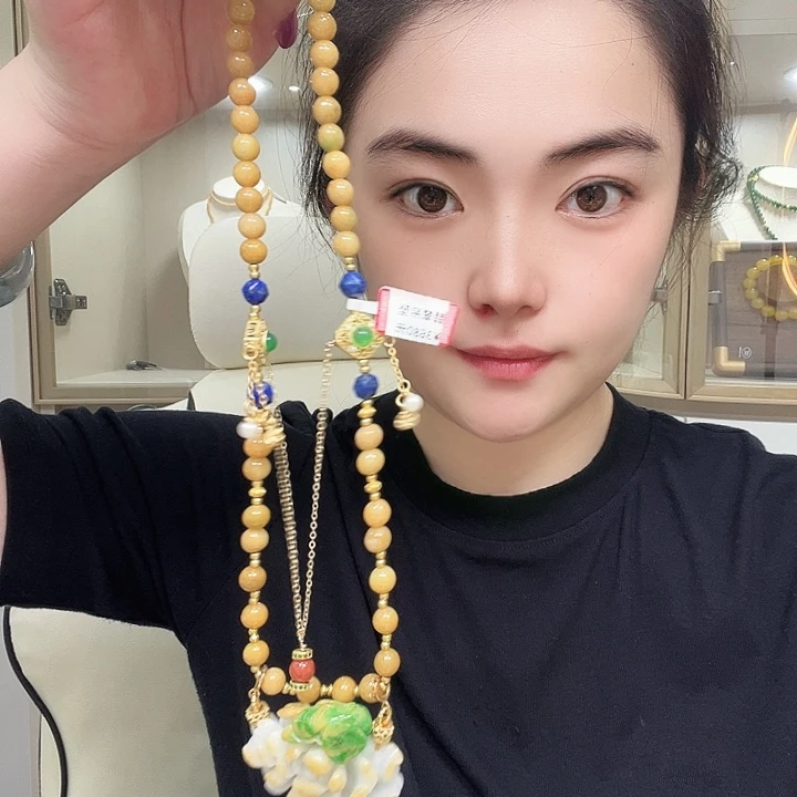 翡翠未镶嵌颈饰2988