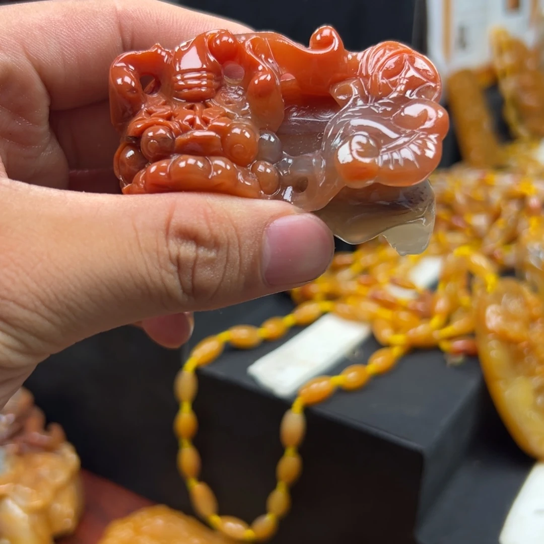 石英质玉（黄龙玉）未镶嵌多样性发货，发其一