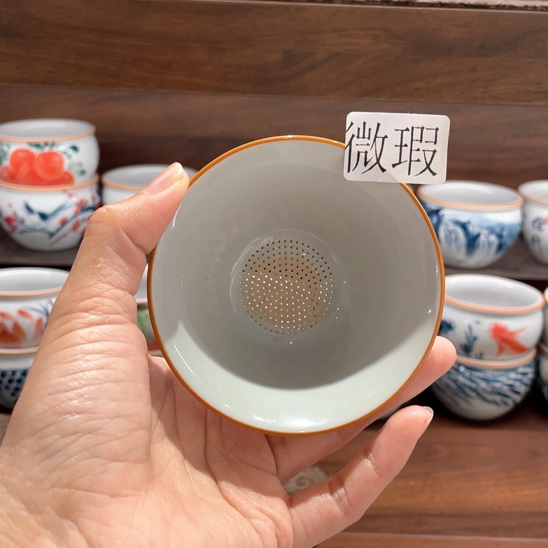 釉下手绘茶具微瑕