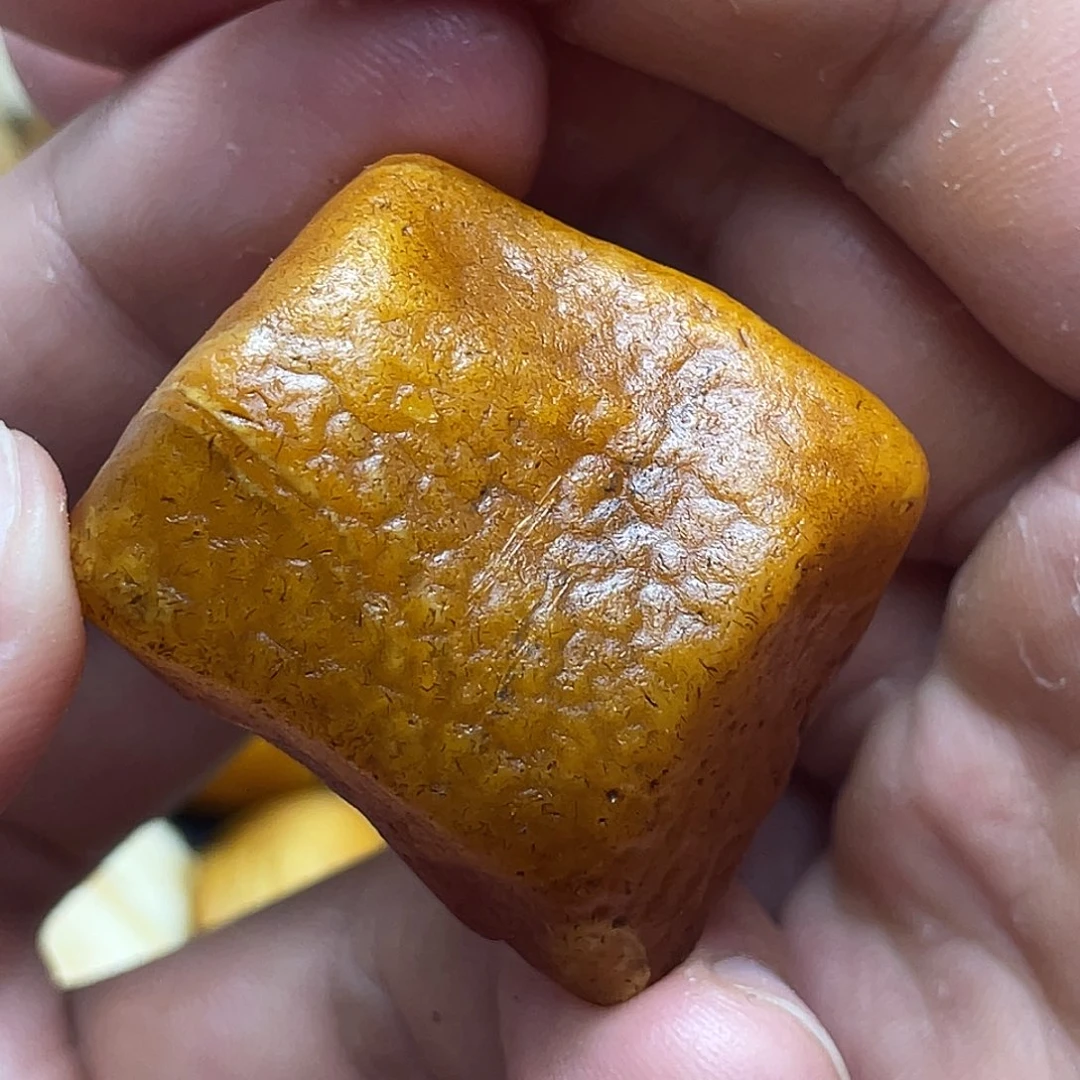 未镶嵌定制琥珀L****n定制
