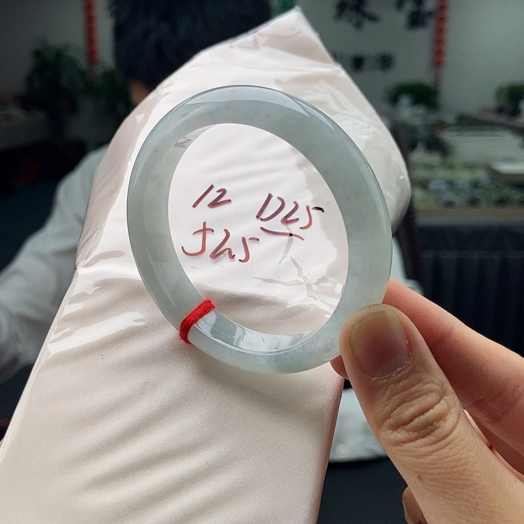 未镶嵌手镯翡翠拍一发一