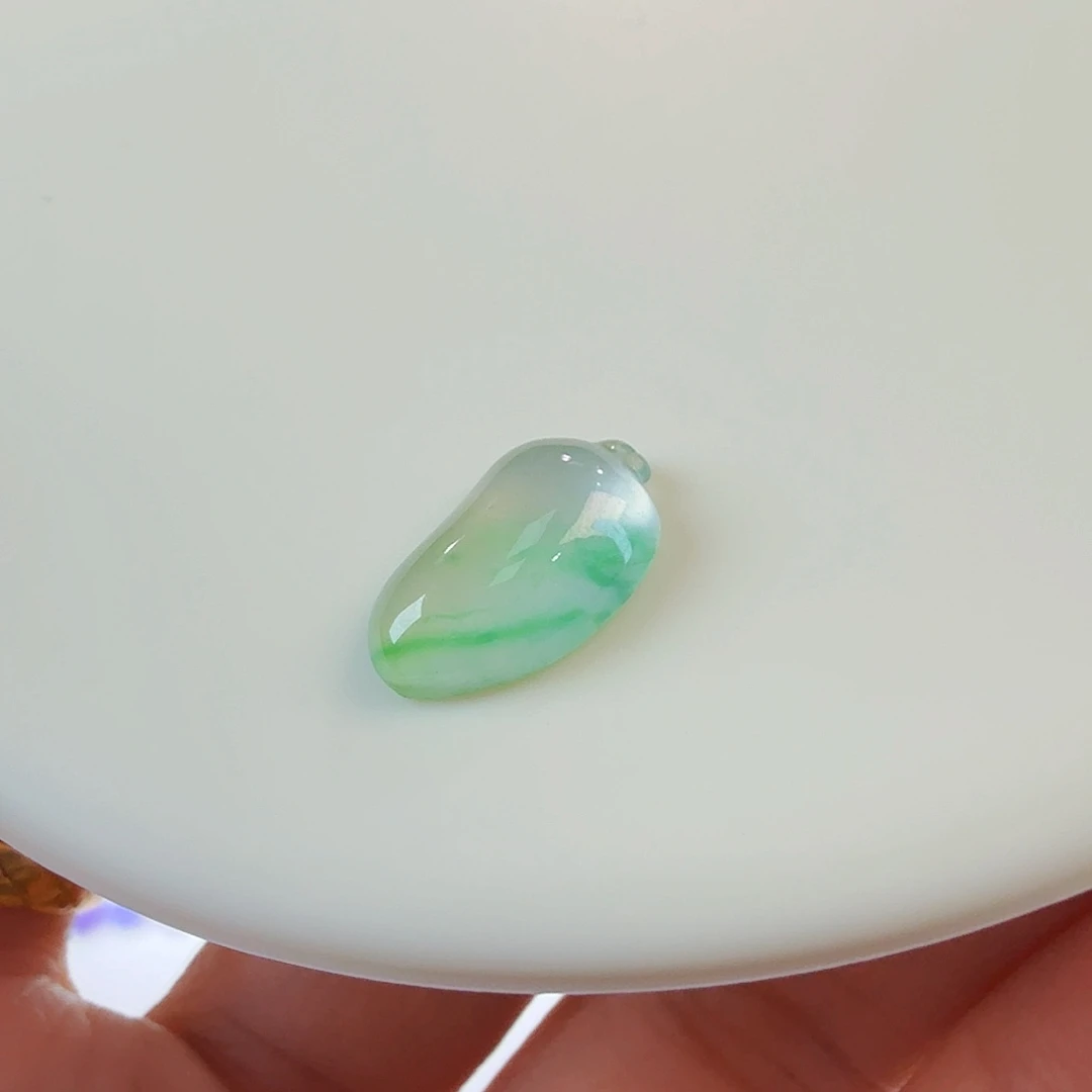 翡翠裸石高冰飘花瓜瓜