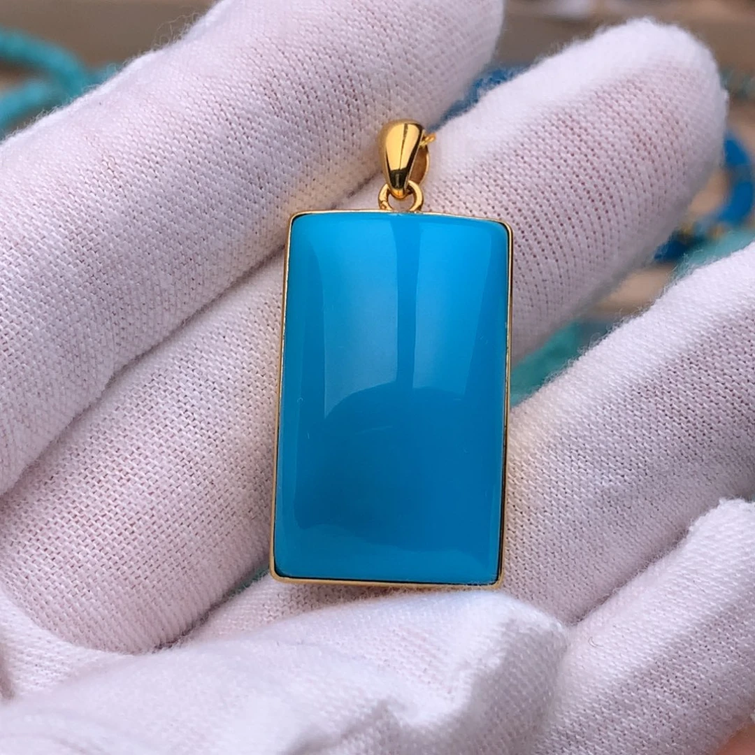 绿松石18K金镶嵌珠宝奇石