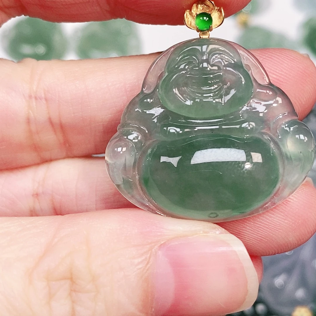 颈饰18K金镶嵌翡翠