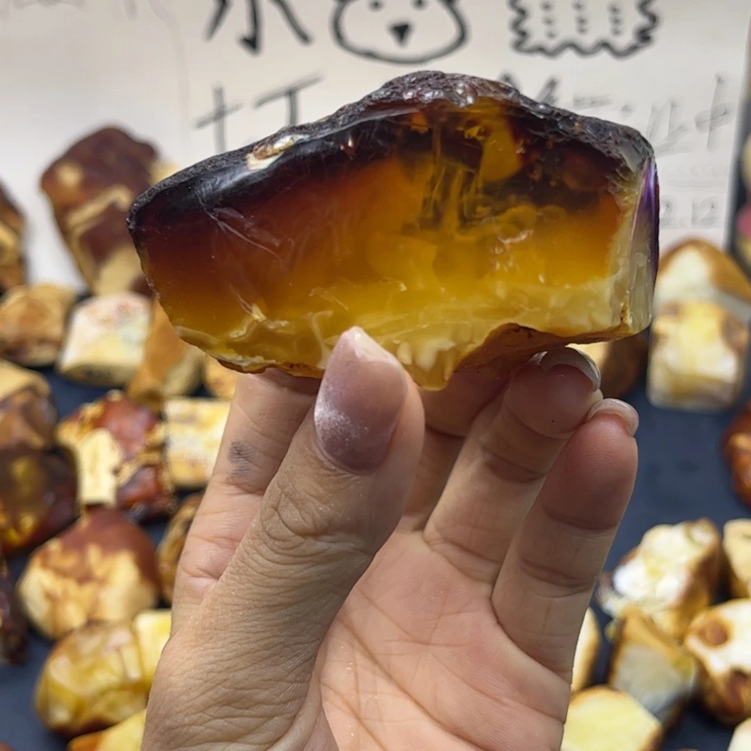 G***5定制琥珀未镶嵌蜜蜡定制