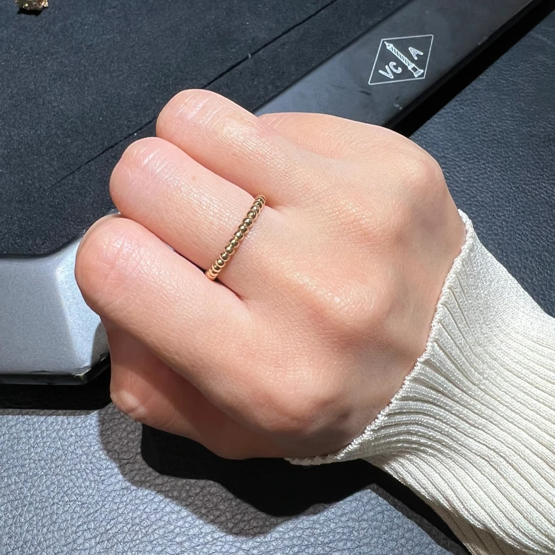 99新 梵克雅宝 25年59码 梵克雅宝/戒指/2739